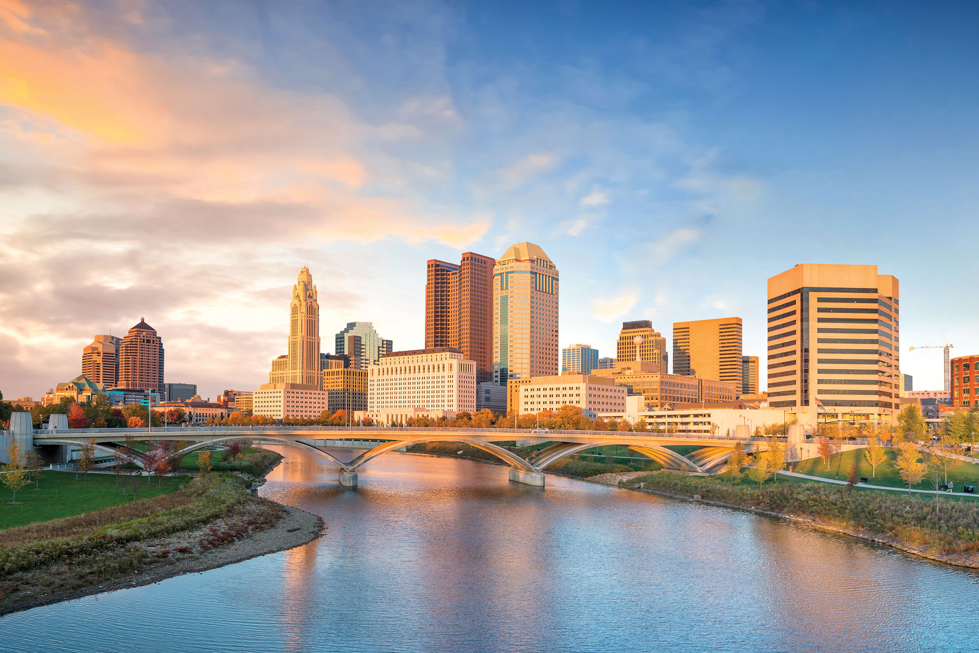 Photo of Columbus skyline at dusk